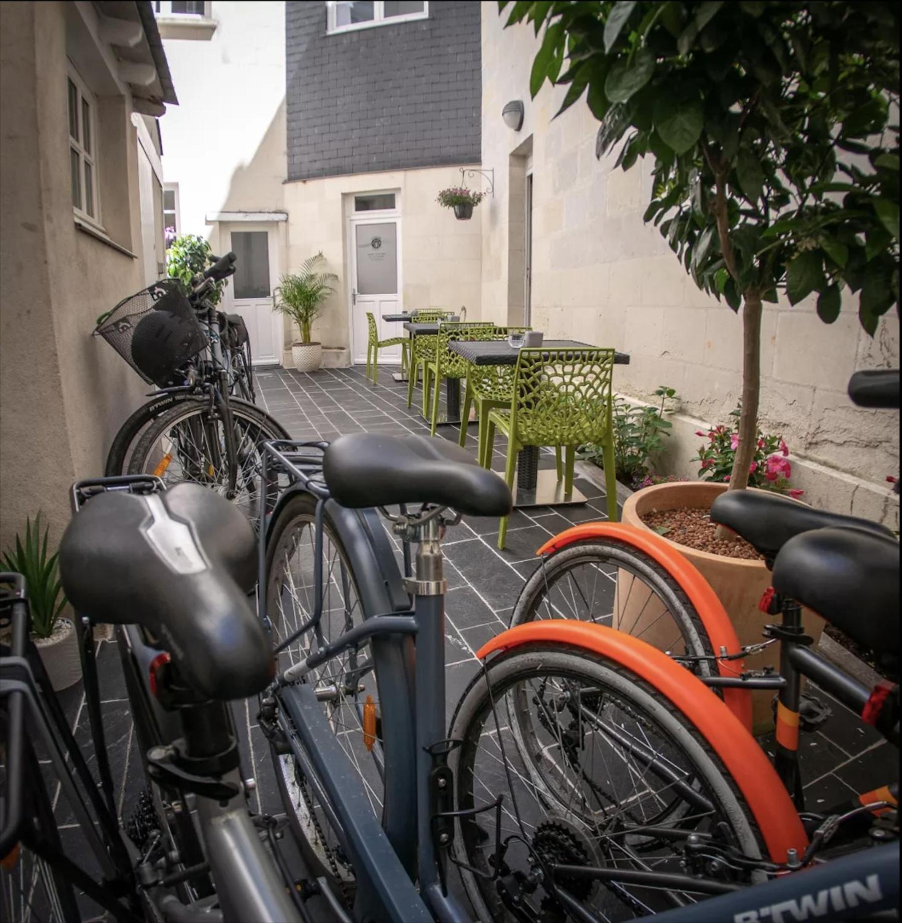 Les Lys D'Or Apartment Saumur Exterior photo